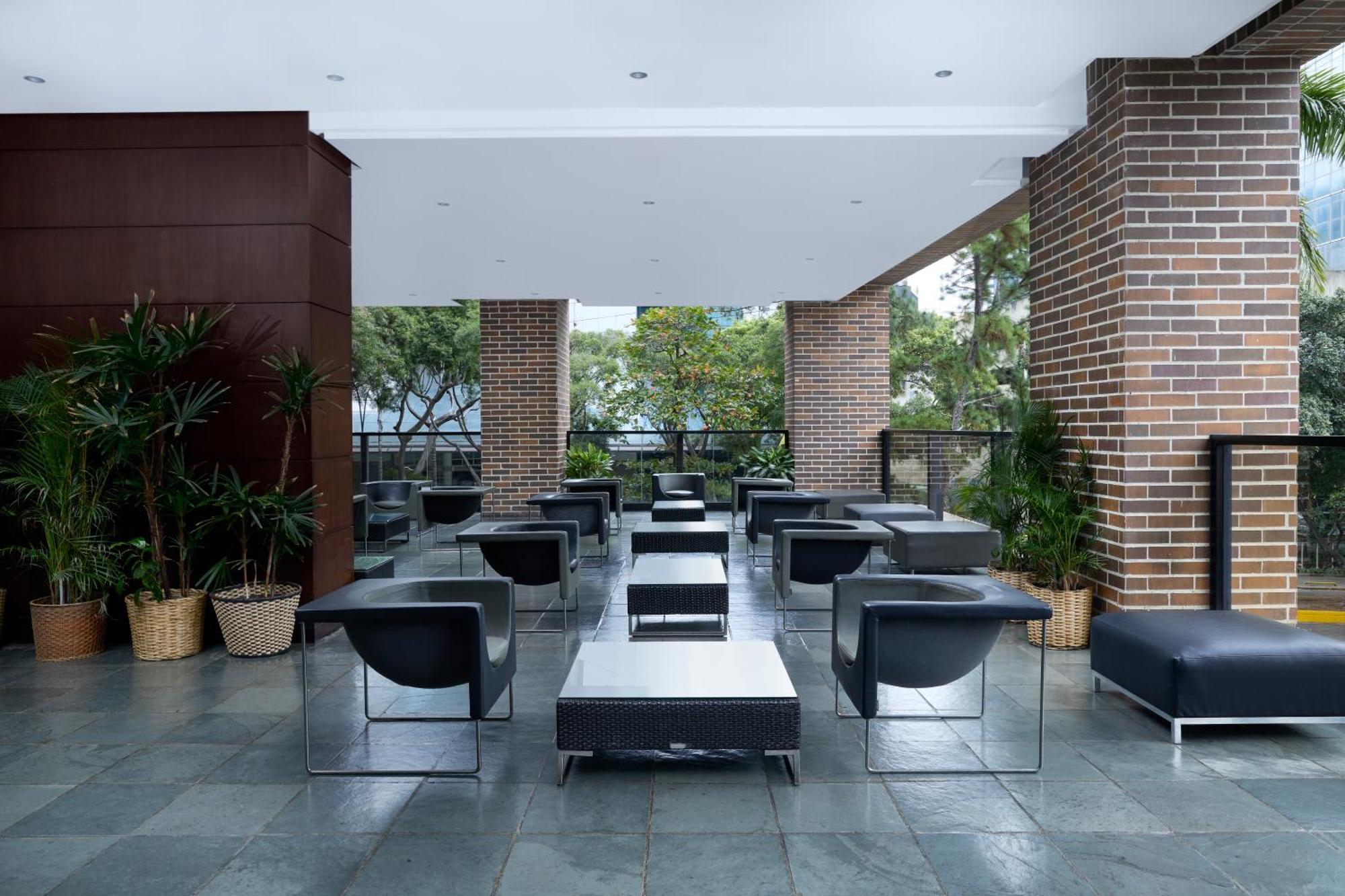 Renaissance Caracas La Castellana Hotel Екстериор снимка