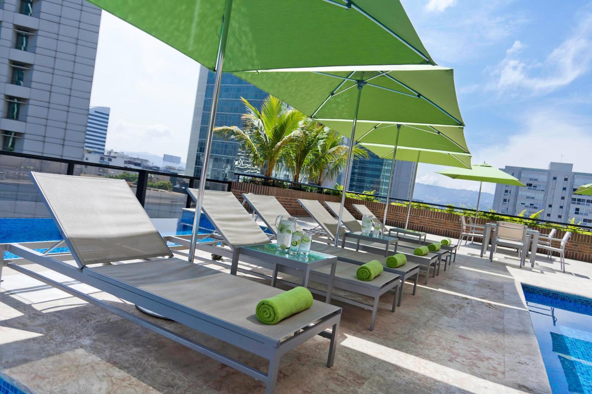 Renaissance Caracas La Castellana Hotel Екстериор снимка