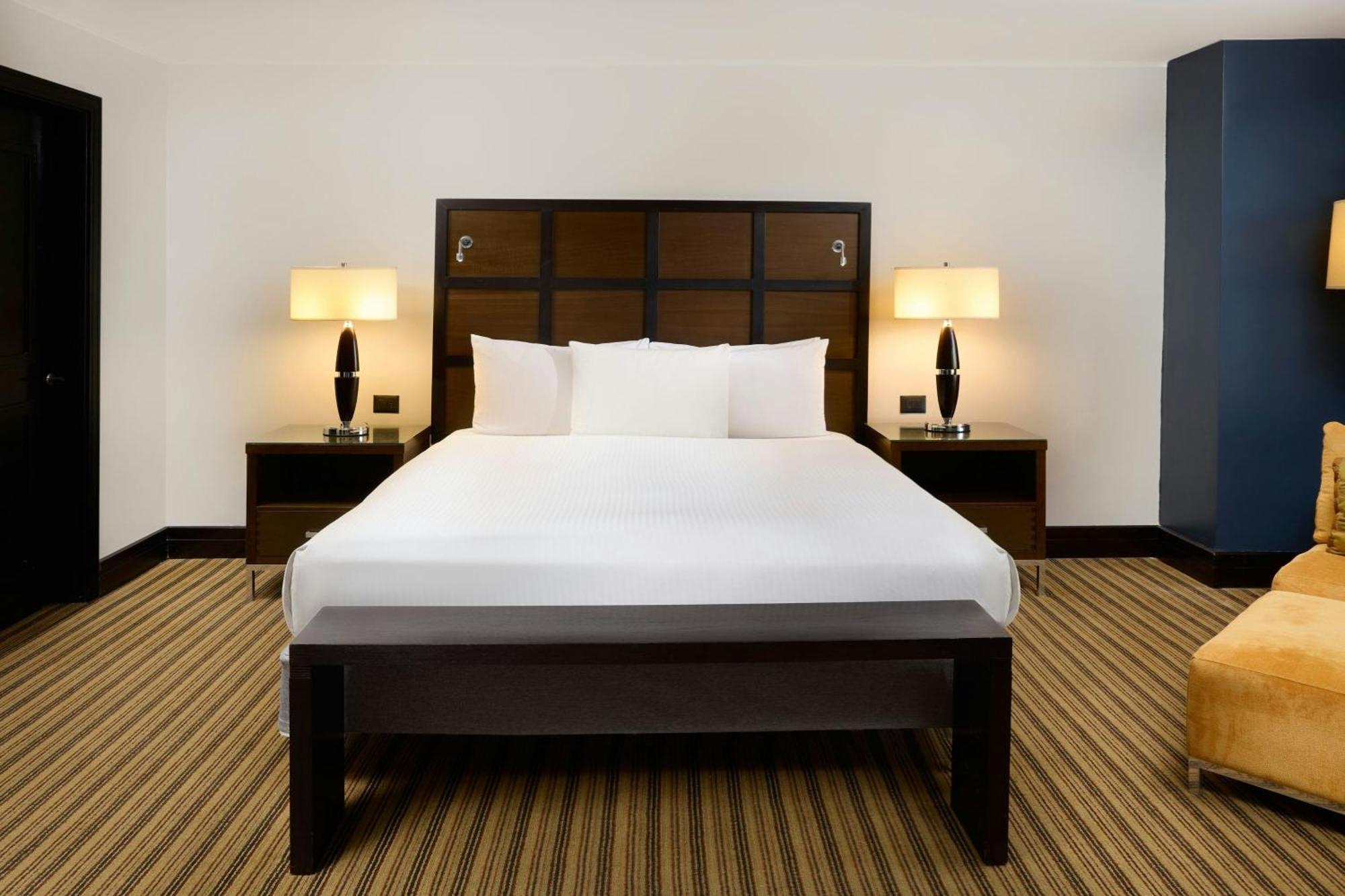 Renaissance Caracas La Castellana Hotel Екстериор снимка